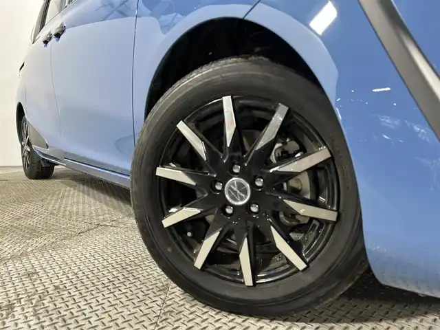 トヨタ シエンタ ハイブリッド G グランパー 大阪府 2021(令3)年 0.6万km グレイッシュブルー 純正ナビ(フルセグ/DVD再生/Bluetooth) 360カメラ 後席モニター ETC 衝突軽減 クルコン クリアランスソナー トヨタセーフティセンス ドラレコ 100V電源