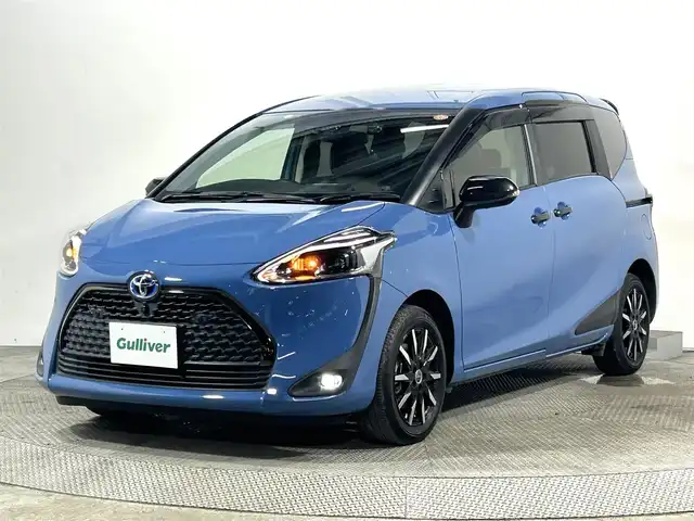 トヨタ シエンタ ハイブリッド G グランパー 大阪府 2021(令3)年 0.6万km グレイッシュブルー 純正ナビ(フルセグ/DVD再生/Bluetooth) 360カメラ 後席モニター ETC 衝突軽減 クルコン クリアランスソナー トヨタセーフティセンス ドラレコ 100V電源