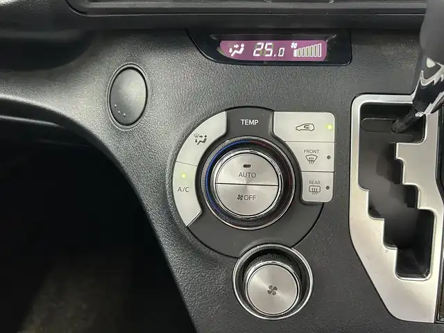 トヨタ シエンタ ハイブリッド G グランパー 大阪府 2021(令3)年 0.6万km グレイッシュブルー 純正ナビ(フルセグ/DVD再生/Bluetooth) 360カメラ 後席モニター ETC 衝突軽減 クルコン クリアランスソナー トヨタセーフティセンス ドラレコ 100V電源