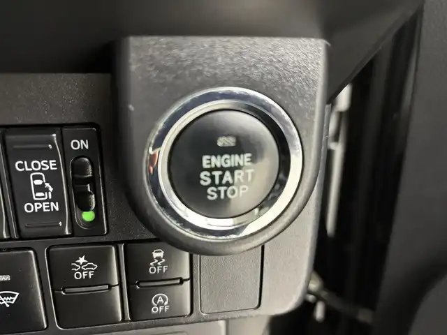 トヨタ ルーミー カスタムG S 埼玉県 2016(平28)年 7.8万km ブラックマイカメタリック 純正SDナビ/　Bluetooth/地デジ/バックカメラ/両側パワースライドドア/クルーズコントロール/D席・N席シートヒーター/ビルドインＥＴＣ/スマートキー/プッシュスタート