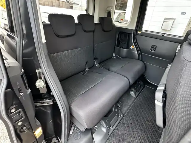 トヨタ ルーミー カスタムG S 滋賀県 2016(平28)年 7.8万km ブラックマイカメタリック (株)IDOMが運営する【じしゃロン草津店】の自社ローン対象車両になります。こちらは現金ご利用時の価格です。自社ローンご希望の方は別途その旨お申付け下さい。