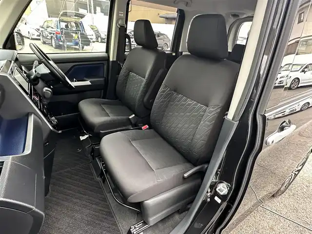 トヨタ ルーミー カスタムG S 滋賀県 2016(平28)年 7.8万km ブラックマイカメタリック (株)IDOMが運営する【じしゃロン草津店】の自社ローン対象車両になります。こちらは現金ご利用時の価格です。自社ローンご希望の方は別途その旨お申付け下さい。