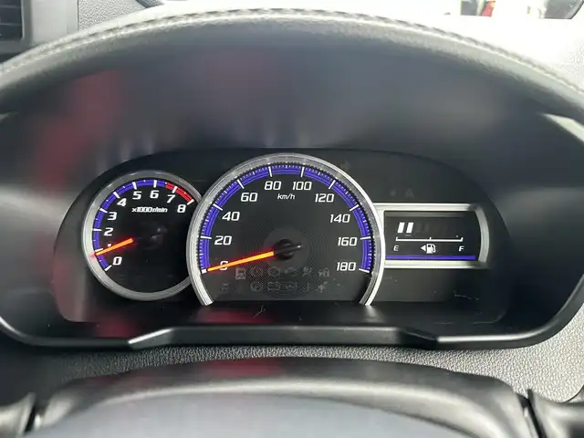 トヨタ ルーミー カスタムG S 滋賀県 2016(平28)年 7.8万km ブラックマイカメタリック (株)IDOMが運営する【じしゃロン草津店】の自社ローン対象車両になります。こちらは現金ご利用時の価格です。自社ローンご希望の方は別途その旨お申付け下さい。