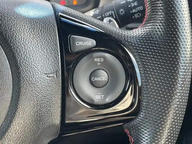 ホンダ Ｎ ＯＮＥ RS 滋賀県 2019(平31)年 2.8万km シャイニンググレーM 純正ナビ/（BT/FM/AM）/バックカメラ/ビルトインETC/衝突軽減ブレーキ/追従クルーズコントロール/横滑り防止装置/ドライブレコーダー/LEDヘッドライト/フォグランプ/純正フロアマット/スマートキー/プッシュスタート/スペアキー