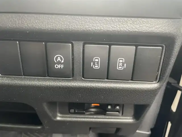 スズキ スペーシア ギア HYBRID XZターボ 千葉県 2019(令1)年 11.6万km ブルーイッシュブラックパール3 (株)IDOMが運営する【じしゃロン八千代店】の自社ローン対象車両になります。こちらは現金またはオートローンご利用時の価格です。自社ローンご希望の方は別途その旨お申付け下さい/純正８インチナビ（CN-RZ843）/・CD/DVD/・フルセグTV/・Bluetooth接続/バックカメラ/全方位カメラ/ビルトインETC/両側パワースライドドア/ステアリングリモコン/クルーズコントロール/HUD/パドルシフト/D/N席シートヒーター/LEDヘッドライト/プッシュスタート/スマートキー/純正フロアマット