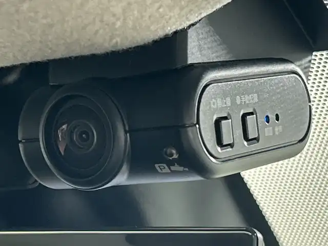 日産 オーラ G レザーエディション 神奈川県 2024(令6)年 0.4万km ピュアホワイトパール 純正9インチナビ/・BT/フルセグTV/SD/USB/AM/FM/アラウンドビューモニター/レザーシート/デジタルインナーミラー/ETC/純正前後ドライブレコーダー/電動サイドブレーキ/オートブレーキホールド/ECO/SPORTモード/EVモード/シートヒーター(D/N)/革巻きステアリング/ステアリングスイッチ/Autoライト/ステアリングヒーター/インテリジェントキー/プッシュスタートボタン/LEDヘッドライト/フォグランプ/電動格納ミラー/ウィンカーミラー/シートリフター/純正フロアマット/純正アルミホイール/純正ドアバイザー