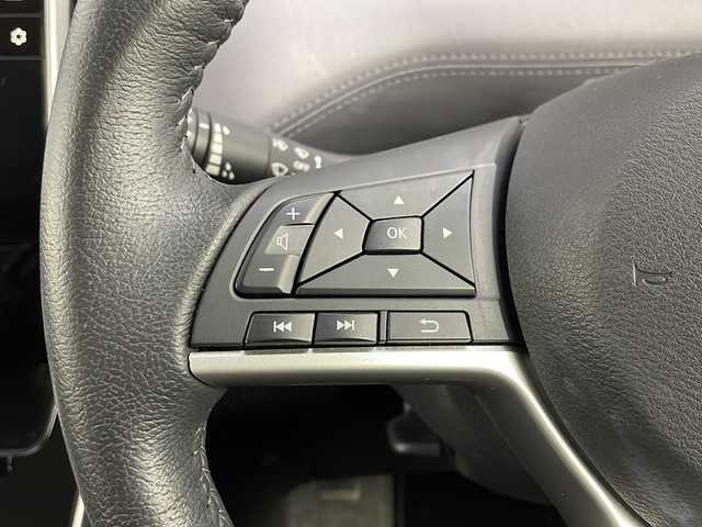 日産 セレナ ハイウェイスター V 大阪府 2020(令2)年 3万km ブリリアントホワイトパール 2トーン ワンオーナー/純正１０型ナビ（CD/DVD/BD/SD/USB/BT/HDMI）/フルセグＴＶ（キャンセラー付き）/フリップダウンモニター/両側パワースライドドア/前後ドライブレコーダー/前後コーナーセンサー/ビルトインＥＴＣ/全方位カメラ/衝突軽減ブレーキ/車線逸脱防止装置/オートＬＥＤヘッドライト/オートハイビーム/クルーズコントロール/スマートキー/スペアキーあり/純正フロアマット