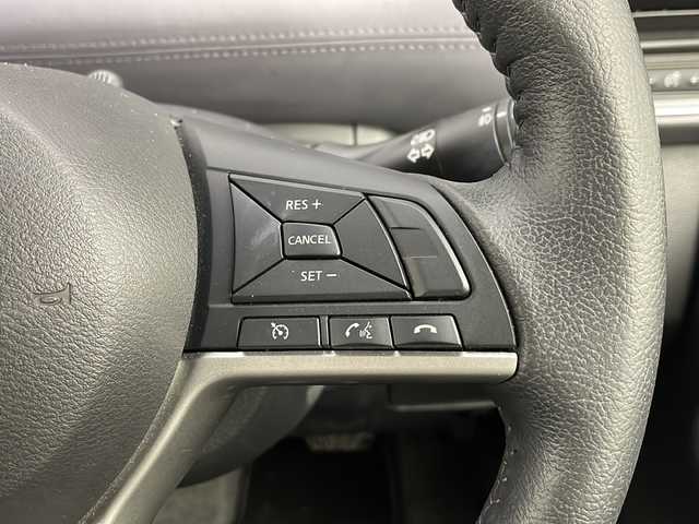日産 セレナ ハイウェイスター V 大阪府 2020(令2)年 3万km ブリリアントホワイトパール 2トーン ワンオーナー/純正１０型ナビ（CD/DVD/BD/SD/USB/BT/HDMI）/フルセグＴＶ（キャンセラー付き）/フリップダウンモニター/両側パワースライドドア/前後ドライブレコーダー/前後コーナーセンサー/ビルトインＥＴＣ/全方位カメラ/衝突軽減ブレーキ/車線逸脱防止装置/オートＬＥＤヘッドライト/オートハイビーム/クルーズコントロール/スマートキー/スペアキーあり/純正フロアマット