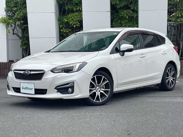 スバル インプレッサ スポーツ 2．0i－L アイサイト 静岡県 2017(平29)年 10.4万km クリスタルホワイトP 純正8インチSDナビ（ディーラーオプション）/（CD.DVD.FM.AM.フルセグ.ナノイー.ipod/アイサイトVer３/LEDヘッドライト/ボディ同色ドアミラー（電動格納ミラー・ウィンカーミラー）/リアースポイラー/プライバシーガラス/シルバーーステッチ入合皮貼インパネ/メッキ加飾付きPWスイッチ/アナログメーター/マルチインフォメーションディスプレイ/革巻きステアリング/パドルシフト/SRSエアバッグ/左右独立温度調整（デュアルエアコン）/スマートキー/プッシュスタート/ETC/純正ドアバイザー/ヒルホールドスイッチ/レーダークルーズコントロール
