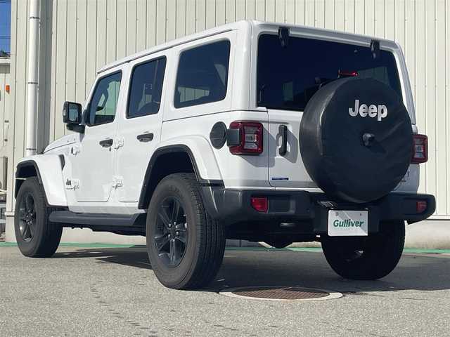 クライスラー・ジープ ジープ ラングラー アンリミテッド サハラ アルティチュード 富山県 2024(令6)年 1.3万km 白 ワンオーナー/黒革/純正ナビ/フルセグＴＶ/Bluetooth/ETC2.0/フロントカメラ/サイドカメラ/バックカメラ/レーダークルーズコントロール/スマートキー/プッシュスタートエンジン/LEDオートライト/純正ＡＷ付冬タイヤ4本積み込み