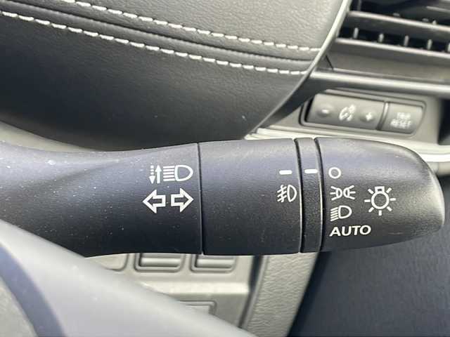 日産 セレナ ハイウェイスター Vセレクション 千葉県 2017(平29)年 5.8万km ダイヤモンドブラック 8インチナビAVIC-RL801　ＥＴＣ　フリップダウンモニター　クルコン　全方位カメラ　プロパイロット　ドラレコ　ハンズフリーパワースライド　両側電動スライド ドアＬＥＤライト　オートライト　コーナーセンサー　１６インチＡＷ