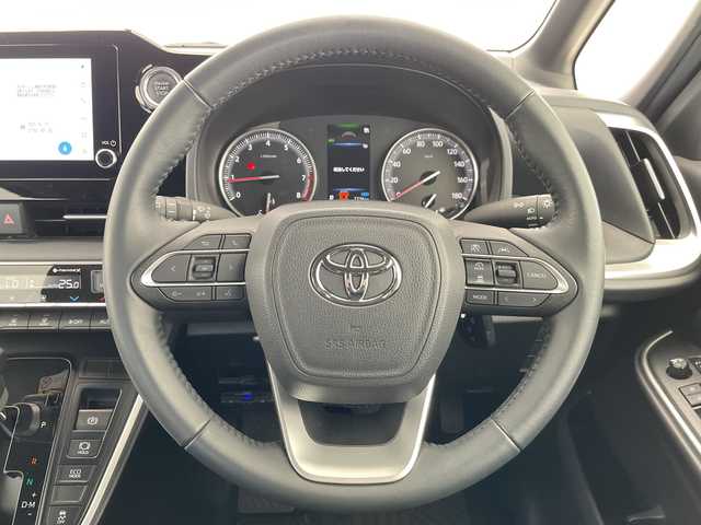 トヨタ ヴォクシー S－G 愛知県 2022(令4)年 0.8万km アティチュードブラックマイカ 純正ディズプレイオーディオ　ナビ機能なし/両側パワースライドドア/レーダークルーズコントロール/シートヒーター/バックカメラ/コーナーセンサー/純正アルミホイール/LEDヘッドライト/リアオートエアコン/オートマチックハイビーム/ETC/衝突軽減システム/Bluetooth/ステアリングスイッチ/スマートキー/プッシュスタート