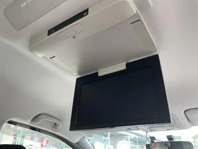 トヨタ ノア Si 福岡県 2015(平27)年 4.5万km ブラック 純正９型SDナビ(フルセグTV/CD/DVD/BT)バックカメラフリップダウンモニター両側パワスラドラレコETC純正LED純正アルミホイールプッシュスタートスマートキー