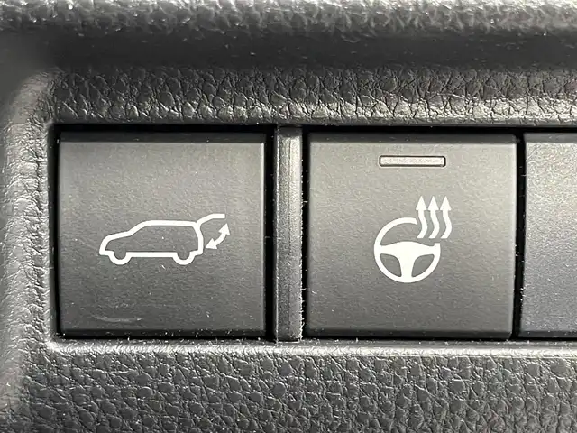 トヨタ ハリアー Z レザーパッケージ 島根県 2020(令2)年 4.9万km プレシャスブラックパール 登録時走行距離　48539km/純正ナビ（フルセグテレビ/Bluetooth/AM/FM)/JBL/全周囲カメラ/追従型クルーズコントロール/電動リアゲート/パワーシート（DN席)/シートヒーター（DN席)/エアシート（DN席)/ステアリングヒーター/デジタルインナーミラー/電動パーキング/オートマチックハビーム/コーナーセンサー/レーンキープアシスト/横滑り防止/衝突軽減ブレーキ/ETC/純正アルミ19インチ