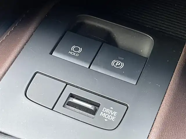 トヨタ ハリアー Z レザーパッケージ 島根県 2020(令2)年 4.9万km プレシャスブラックパール 登録時走行距離　48539km/純正ナビ（フルセグテレビ/Bluetooth/AM/FM)/JBL/全周囲カメラ/追従型クルーズコントロール/電動リアゲート/パワーシート（DN席)/シートヒーター（DN席)/エアシート（DN席)/ステアリングヒーター/デジタルインナーミラー/電動パーキング/オートマチックハビーム/コーナーセンサー/レーンキープアシスト/横滑り防止/衝突軽減ブレーキ/ETC/純正アルミ19インチ