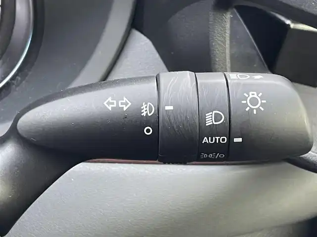 トヨタ ハリアー Z レザーパッケージ 島根県 2020(令2)年 4.9万km プレシャスブラックパール 登録時走行距離　48539km/純正ナビ（フルセグテレビ/Bluetooth/AM/FM)/JBL/全周囲カメラ/追従型クルーズコントロール/電動リアゲート/パワーシート（DN席)/シートヒーター（DN席)/エアシート（DN席)/ステアリングヒーター/デジタルインナーミラー/電動パーキング/オートマチックハビーム/コーナーセンサー/レーンキープアシスト/横滑り防止/衝突軽減ブレーキ/ETC/純正アルミ19インチ