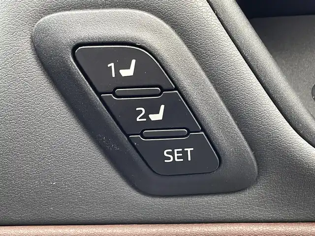 トヨタ ハリアー Z レザーパッケージ 島根県 2020(令2)年 4.9万km プレシャスブラックパール 登録時走行距離　48539km/純正ナビ（フルセグテレビ/Bluetooth/AM/FM)/JBL/全周囲カメラ/追従型クルーズコントロール/電動リアゲート/パワーシート（DN席)/シートヒーター（DN席)/エアシート（DN席)/ステアリングヒーター/デジタルインナーミラー/電動パーキング/オートマチックハビーム/コーナーセンサー/レーンキープアシスト/横滑り防止/衝突軽減ブレーキ/ETC/純正アルミ19インチ