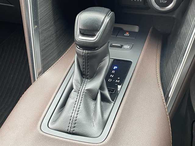 トヨタ ハリアー Z レザーパッケージ 島根県 2020(令2)年 4.9万km プレシャスブラックパール 登録時走行距離　48539km/純正ナビ（フルセグテレビ/Bluetooth/AM/FM)/JBL/全周囲カメラ/追従型クルーズコントロール/電動リアゲート/パワーシート（DN席)/シートヒーター（DN席)/エアシート（DN席)/ステアリングヒーター/デジタルインナーミラー/電動パーキング/オートマチックハビーム/コーナーセンサー/レーンキープアシスト/横滑り防止/衝突軽減ブレーキ/ETC/純正アルミ19インチ