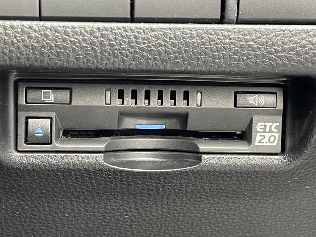 トヨタ ハリアー Z レザーパッケージ 島根県 2020(令2)年 4.9万km プレシャスブラックパール 登録時走行距離　48539km/純正ナビ（フルセグテレビ/Bluetooth/AM/FM)/JBL/全周囲カメラ/追従型クルーズコントロール/電動リアゲート/パワーシート（DN席)/シートヒーター（DN席)/エアシート（DN席)/ステアリングヒーター/デジタルインナーミラー/電動パーキング/オートマチックハビーム/コーナーセンサー/レーンキープアシスト/横滑り防止/衝突軽減ブレーキ/ETC/純正アルミ19インチ