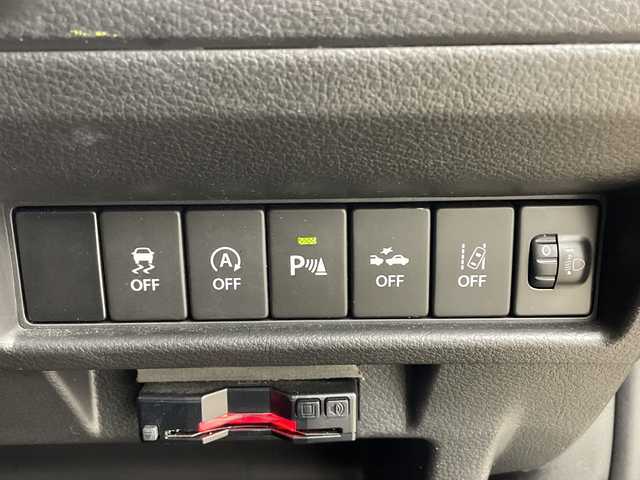 スズキ クロスビー HYBRID MX 鹿児島県 2019(令1)年 4万km キャラバンアイボリーパールメタリック/ホワイト 2トーンルーフ 純正ナビ（CD/DVD/BT/フルセグ）/パドルシフト/シートヒーター/ETC/ドラレコ/コーナーセンサー/４WD/アイドリングストップ/純正フロアマット