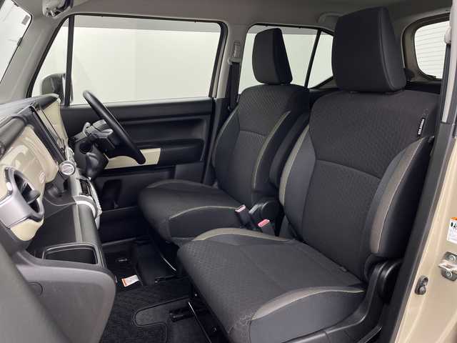 スズキ クロスビー HYBRID MX 鹿児島県 2019(令1)年 4万km キャラバンアイボリーパールメタリック/ホワイト 2トーンルーフ 純正ナビ（CD/DVD/BT/フルセグ）/パドルシフト/シートヒーター/ETC/ドラレコ/コーナーセンサー/４WD/アイドリングストップ/純正フロアマット