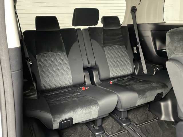 トヨタ アルファード S 兵庫県 2020(令2)年 3.3万km ホワイトパールクリスタルシャイン ・純正9インチナビ/・CD/DVD/AM/FM/・フルセグTV/・Bluetooth接続/・12.1インチフリップダウンモニター/・サンルーフ/・バックカメラ/・両側パワースライドドア/・ビルトインETC/・社外前後ドライブレコーダー/・HDMI接続/・2列目オットマン/・ZEUS製エアロ（フロント、サイド、リア）/・ZEUS製4本出しマフラー/・トヨタセーフティセンス/・プリクラッシュセーフティ/・レーンディパーチャーアラート/・クリアランスソナー/・パーキングサポートブレーキ/・ロードサインアシスト/・レーダークルーズコントロール/・オートマチックハイビーム/・社外フロアマット（M’Z SPEED）/・タナベローダウンサス/・電子パーキングブレーキ/・オートホールド/・