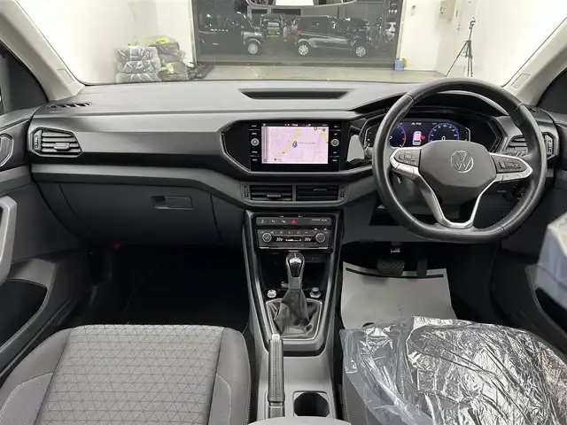 フォルクスワーゲン Ｔ－クロス TSI 1st 宮城県 2021(令3)年 3.6万km リフレックスシルバーメタリック 純正ナビ/クルーズコントロール/ETC/前後コーナーセンサー/バックカメラ/Ｂｌｕｅｔｏｏｔｈ接続/ＬＥＤヘッドライト/スマートキー/スペアキー/純正フロアマット/純正16インチアルミホイール