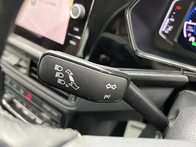 フォルクスワーゲン Ｔ－クロス TSI 1st 宮城県 2021(令3)年 3.6万km リフレックスシルバーメタリック 純正ナビ/クルーズコントロール/ETC/前後コーナーセンサー/バックカメラ/Ｂｌｕｅｔｏｏｔｈ接続/ＬＥＤヘッドライト/スマートキー/スペアキー/純正フロアマット/純正16インチアルミホイール