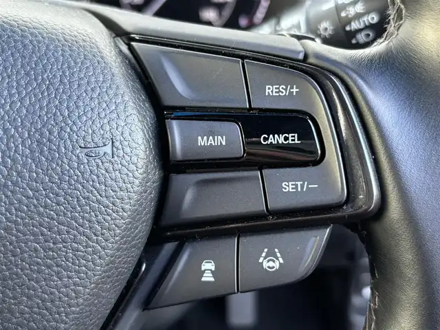 ホンダ インサイト EX・ブラックスタイル 茨城県 2019(平31)年 7.7万km クリスタルブラックパール 純正ナビ/　(AM/FM/CD/DVD/USB/ワンセグTV)/バックカメラ/社外リアスポイラー/ドライブレコーダー/クルーズコントロール/ETC2.0/LEDヘッドライト/ハーフレザーシート/シートヒーター/パワーシート/前後コーナーセンサー/レーンキープアシスト/オートライト/W+サイドエアバック/スペアキー