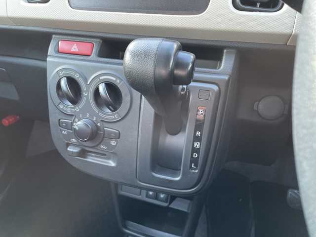 スズキ アルト L 山梨県 2020(令2)年 6.9万km スペリアホワイト ４WD　/ワンオーナー　/前席両側シートヒーター　/前側ドライブレコーダー　/横滑り防止機能　/アイドリングストップ　/横滑り防止機能　/リモコンキー　