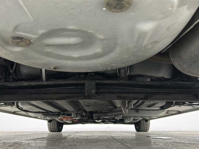 トヨタ シエンタ ハイブリッド G 宮城県 2016(平28)年 7.9万km ホワイトパールクリスタルシャイン 禁煙車/純正12.1インチフリップダウンモニター/トヨタセーフティーセンス/・プリクラッシュセーフティーシステム/・オートマチックハイビーム/・レーンディバ―チャーアラート/・先行車発進お知らせ/純正7インチナビ/（BT.AM.FM.CD.DVD.SD.USB.HDMI）/バックカメラ/フルセグテレビ/両側パワースライドドア/前方ドライブレコーダー/ビルトインETC/革巻きステアリング/ステアリングスイッチ/プッシュスタート/スマートキー/スペアキー/純正フロアマット/純正ドアバイザー/LEDヘッドライト/フォグランプ/純正15インチホイールキャップ/横滑り防止機能/アイドリングストップ