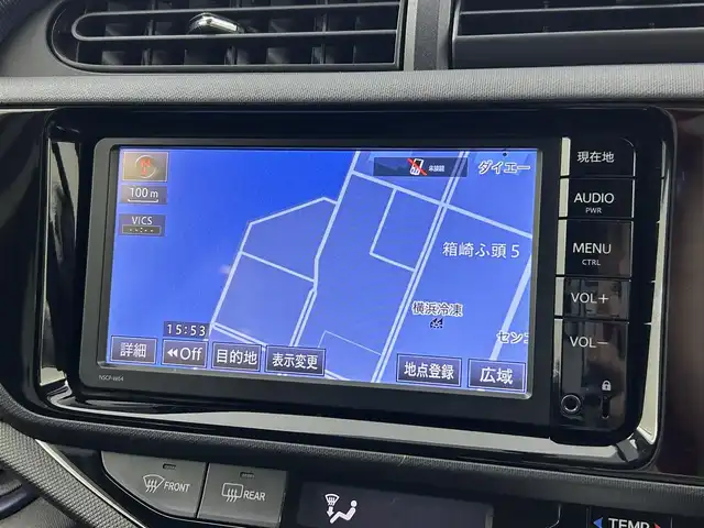 トヨタ アクア S 福岡県 2015(平27)年 5.5万km ライムホワイトパールクリスタルシャイン 純正ナビ（Ｂｌｕｅｔｏｏｔｈ，フルセグＴＶ）　/バックカメラ　/ＥＴＣ　/横滑り防止装置　/アイドリングストップ　/ＥＣＯモード　/電動格納式ドアミラー　/プッシュスタート　/ステアリングリモコン　/ＬＥＤヘッドライト