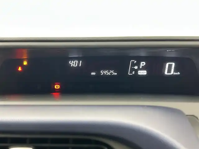 トヨタ アクア S 福岡県 2015(平27)年 5.5万km ライムホワイトパールクリスタルシャイン 純正ナビ（Ｂｌｕｅｔｏｏｔｈ，フルセグＴＶ）　/バックカメラ　/ＥＴＣ　/横滑り防止装置　/アイドリングストップ　/ＥＣＯモード　/電動格納式ドアミラー　/プッシュスタート　/ステアリングリモコン　/ＬＥＤヘッドライト
