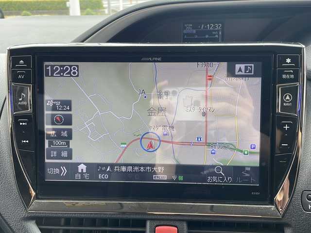 トヨタ ヴォクシー ZS 煌Ⅱ 兵庫県 2016(平28)年 7.9万km ブラック 純正10インチSDナビ/両側パワースライドドア/アイドリングストップ/革巻きステアリング/12.8インチフリップダウン/禁煙車/セーフティセンスC/プリクラッシュセーフティ/レーンディパーチャーアラート/オートマチックハイビーム/LEDオートライト/レザー調シートカバー