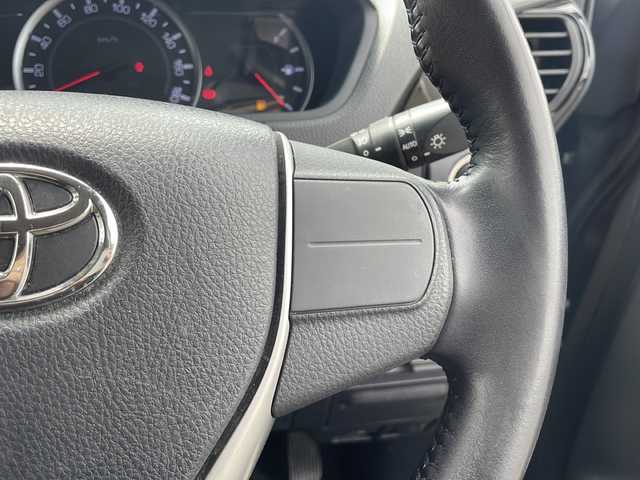 トヨタ ヴォクシー ZS 煌Ⅱ 兵庫県 2016(平28)年 7.9万km ブラック 純正10インチSDナビ/両側パワースライドドア/アイドリングストップ/革巻きステアリング/12.8インチフリップダウン/禁煙車/セーフティセンスC/プリクラッシュセーフティ/レーンディパーチャーアラート/オートマチックハイビーム/LEDオートライト/レザー調シートカバー