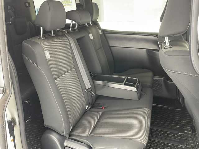 トヨタ ヴォクシー ZS 煌Ⅱ 長野県 2019(令1)年 3.1万km ホワイトパールクリスタルシャイン トヨタセーフティーセンス/プリクラッシュセーフティ/レーンディパーチャーアラート（車線逸脱警報システム）/社外SDナビ（フルセグ/DVD/CD/BT）/フリップダウンモニター（TVM-FW1100）/バックカメラ/ETC/クルーズコントロール/両側パワースライド/前後ドライブレコーダー/オートライト/LEDヘットライト/LEDフォグランプ/革巻きステリング/ドアバイザー/社外フロアマット/サイドサンシェード/純正16インチAW