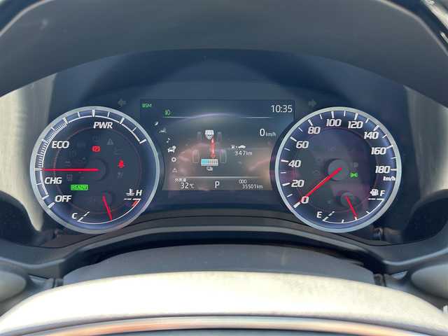トヨタ クラウン ハイブリッド 富山県 2020(令2)年 3.6万km ブラック 4WD/セーフティセンス（衝突回避支援パッケージ）/レーダークルーズコントロール/ブラインドスポットモニター/リアクロストラフィックオートブレーキ/オートマチックハイビーム/純正SDナビ/フルセグＴＶ/ＤＶＤ再生/Bluetooth/バックカメラ/ビルトインETC/ドライブレコーダー/ハーフレザーシート/運転席助手席パワーシート/LEDオートライト/LEDフォグライト/コーナーセンサー