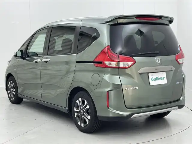 ホンダ フリード ハイブリット クロスター ホンダセンシング 茨城県 2019(令1)年 3.9万km シルバーミストグリーンM 純正9型ナビ/バックカメラ/フルセグ/衝突被害軽減ブレーキ/車線逸脱抑制装置/レーダークルーズコントロール/クリアランスソナー/両側電動スライドドア/ETC/ドラレコ/純正15インチAW/LEDヘッドライト/スマートキー