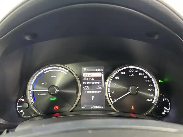 レクサス ＮＸ 300h Fスポーツ 大阪府 2018(平30)年 2.9万km ホワイトノーヴァガラスフレーク サンルーフ　黒革シート　純正９ｉｎｃナビＴＶ　３６０カメラ　三眼ＬＥＤ　パワーシート／ヒーター／エアコン　ステアリングヒーター　電動リアゲート　衝突軽減　レーダーＣ　クリアランスソナー　ＢＳＭ
