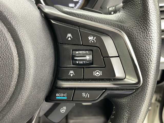 スバル フォレスター ハイブリッド アドバンス 道央・札幌 2019(令1)年 7.2万km クリスタルホワイトP ・ワンオーナー/・4WD/・純正ナビ&BT&DVD&CD/・サイド/バックカメラ/・アイサイト/・プリクラッシュブレーキ/・前側方プリクラッシュブレーキ/・緊急時プリクラッシュステアリング/・後退時ブレーキアシスト/・AT誤発進抑制制御/・AT誤後進抑制制御/・ツーリングアシスト/・全車速追従機能付クルーズコントロール/・定速クルーズコントロール/・車線逸脱抑制/・ふらつき警報/・先行車発進お知らせ機能/・青信号お知らせ機能/・標識認識機能/・電動パーキングブレーキ/・Siドライブ/・X-MODEAWD/・横滑り防止装置/・前席パワーシート/・前席シートヒーター/・ハーフレザーシート/・ステアリングヒーター/・パドルシフト/・ドアミラーヒーター/・電動格納ミラー/・ルーフレール/・LEDヘッドライト/・LEDフォグランプ/・オートライト/・スマートキー