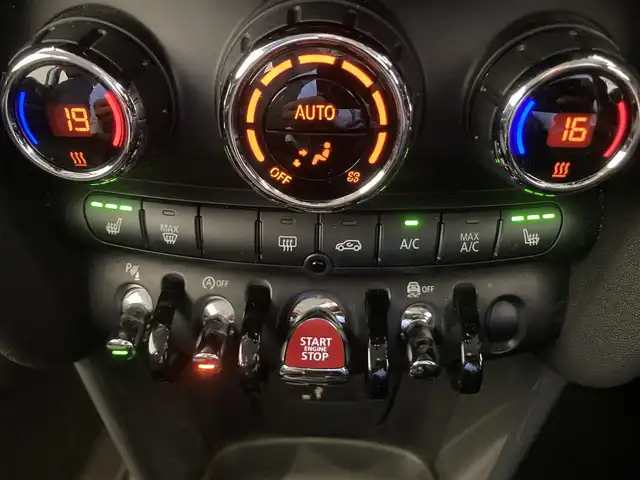 ＭＩＮＩ ミニ クーパー 熊本県 2020(令2)年 4万km ソラリスオレンジ ・スマートキー/・プッシュスタート/・インテリジェントセーフティ/・PDC自動起動/・パーキングアシスト/・前席シートヒーター /・純正HDDナビ/　【Bluetooth・USB・MSV】/・バックカメラ/・ETC/・ドライブレコーダー(前後録画)/・LEDヘッドランプ/・LEDフォグランプ/・UKテール/・純正マット/・保証書/取説