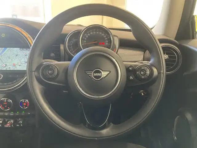 ＭＩＮＩ ミニ クーパー 熊本県 2020(令2)年 4万km ソラリスオレンジ ・スマートキー/・プッシュスタート/・インテリジェントセーフティ/・PDC自動起動/・パーキングアシスト/・前席シートヒーター /・純正HDDナビ/　【Bluetooth・USB・MSV】/・バックカメラ/・ETC/・ドライブレコーダー(前後録画)/・LEDヘッドランプ/・LEDフォグランプ/・UKテール/・純正マット/・保証書/取説