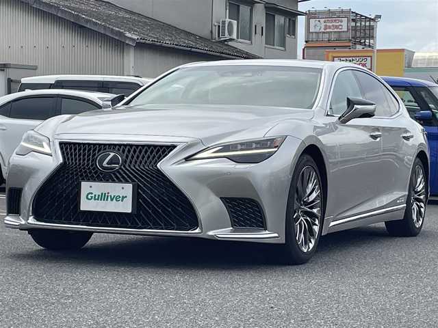レクサス ＬＳ 500h Iパッケージ 広島県 2021(令3)年 2万km シルバー オプションカラー「銀影ラスター」/サンルーフ/純正ナビ(CD/DVD/フルセグTV/Bluetooth)/全方位モニター/ETC2.0/前後ドライブレコーダー/白本革シート/・シートヒーター(D/N)/・エアシート(D/N)/・パワーシート(D/N)/レーダークルーズコントロール/コーナーセンサー/LEDヘッドライト/オートライト/オートマチックハイビーム/プッシュスタート/スペアキー/ステアリングヒーター/純正フロアマット/純正20インチアルミホイール