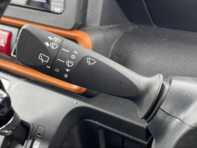 ダイハツ タント ファンクロスターボ 埼玉県 2022(令4)年 4.5万km クロムグレーメタリック 純正７インチナビ　/バックカメラ　/両側パワースライドドア　/フルセグＴＶ　/電動パーキング　/前後コーナーセンサー　/純正１５インチアルミホイール　/ルーフレール　/純正ドアバイザー　/オートライト　/ＬＥＤライト