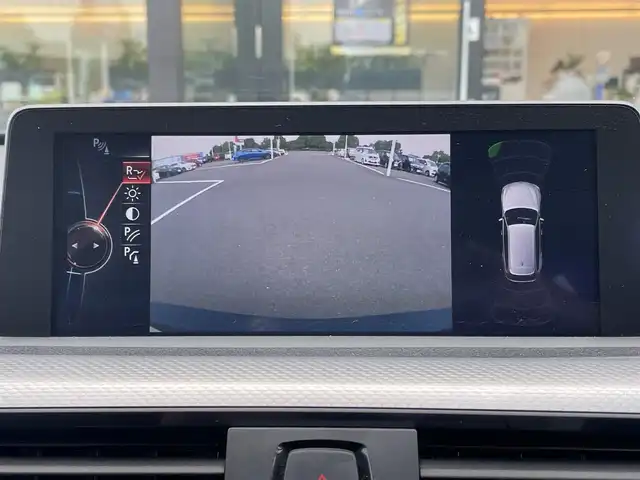 ＢＭＷ ３２０ｄ ブルーパフォーマンス ツーリング Mスポーツ 栃木県 2013(平25)年 5.1万km サファイアブラックP 純正ナビ/AM/FM/AUX/USB/CD/DVD/Bluetooth/ETC/バックカメラ/スマートキー/メモリー機能付パワーシート/コーナーセンサー/HIDオートライト/フロント/リアフォグ/パワーバックドア/横滑り防止装置/純正18インチAW/サイド/カーテンエアバッグ/トノカバー