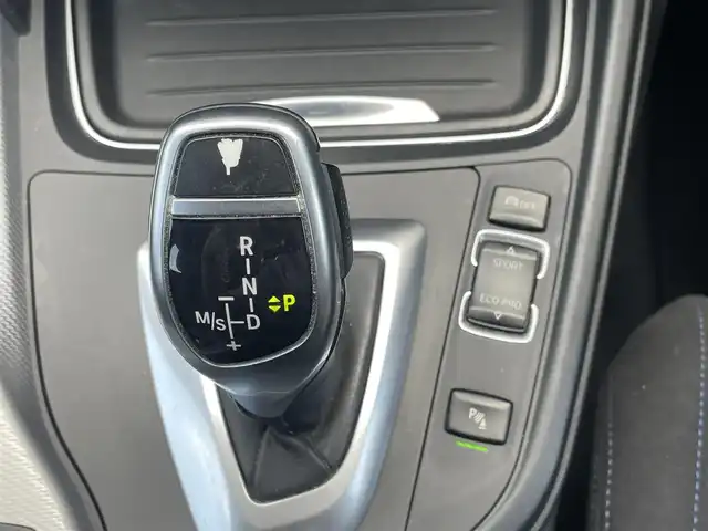 ＢＭＷ ３２０ｄ ブルーパフォーマンス ツーリング Mスポーツ 栃木県 2013(平25)年 5.1万km サファイアブラックP 純正ナビ/AM/FM/AUX/USB/CD/DVD/Bluetooth/ETC/バックカメラ/スマートキー/メモリー機能付パワーシート/コーナーセンサー/HIDオートライト/フロント/リアフォグ/パワーバックドア/横滑り防止装置/純正18インチAW/サイド/カーテンエアバッグ/トノカバー