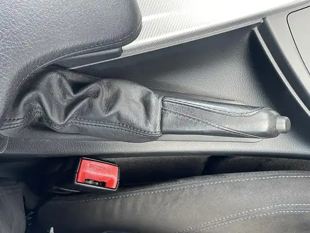 ＢＭＷ ３２０ｄ ブルーパフォーマンス ツーリング Mスポーツ 栃木県 2013(平25)年 5.1万km サファイアブラックP 純正ナビ/AM/FM/AUX/USB/CD/DVD/Bluetooth/ETC/バックカメラ/スマートキー/メモリー機能付パワーシート/コーナーセンサー/HIDオートライト/フロント/リアフォグ/パワーバックドア/横滑り防止装置/純正18インチAW/サイド/カーテンエアバッグ/トノカバー