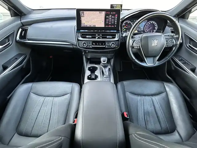 トヨタ クラウン ハイブリッド RS リミテッドⅡ 茨城県 2022(令4)年 4.1万km プレシャスホワイトパール 純正12.3インチオーディオディスプレイ/・BT/・フルセグ/・CD/DVD/BSM/レーダークルーズコントロール/レーンアシスト/バックカメラ/ビルトインETC/パワーシート/シートヒーター/エアーシート/前後ドライブレコーダー（TZ-D201）/セーフティレーダー（TZ-R203L）/純正ドアバイザー/純正フロアマット
