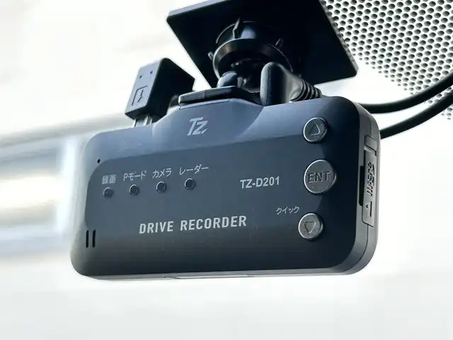 トヨタ クラウン ハイブリッド RS リミテッドⅡ 茨城県 2022(令4)年 4.1万km プレシャスホワイトパール 純正12.3インチオーディオディスプレイ/・BT/・フルセグ/・CD/DVD/BSM/レーダークルーズコントロール/レーンアシスト/バックカメラ/ビルトインETC/パワーシート/シートヒーター/エアーシート/前後ドライブレコーダー（TZ-D201）/セーフティレーダー（TZ-R203L）/純正ドアバイザー/純正フロアマット