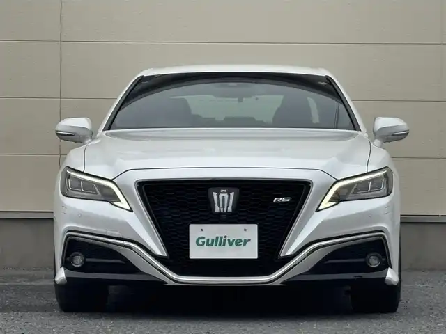 トヨタ クラウン ハイブリッド RS リミテッドⅡ 茨城県 2022(令4)年 4.1万km プレシャスホワイトパール 純正12.3インチオーディオディスプレイ/・BT/・フルセグ/・CD/DVD/BSM/トヨタセーフティセンス（衝突回避支援パッケージ）/・レーダークルーズコントロール/・レーントレーシング/・プリクラッシュセーフティ/・アダプティブハイビーム/・ロードサインアシスト/・先行車発進告知/・ドライバー異常時対応システム/シートベンチレーション/バックカメラ/ビルトインETC/3眼LED/シーケンシャルターンランプ/パワーシート/シートヒーター/エアーシート/前後ドライブレコーダー（TZ-D201）/セーフティレーダー（TZ-R203L）/純正ドアバイザー/純正フロアマット